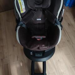 ISOFIX カーメイト エールベベ クルット3i プレミアム　...