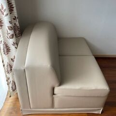 ソファーベッドの画像