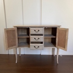 サイドボードシャビーシックフレンチヴィンテージアンティーク棚の画像