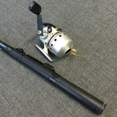 中古　振出竿　釣り竿　リール　セット　波止小継　300 NISSIN   Daiwa SPINCAST ST−20の画像