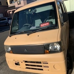 軽バン　ミニキャブ　カーキ色