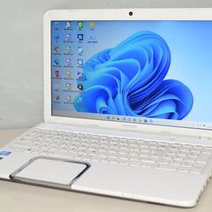 最新Windows11+office 爆速SSD240GB 東芝dynabook T552/36HW CELERON/メモリ4GB/カメラ/15.6インチ/ブルーレイ/HDMI/便利なソフト多数