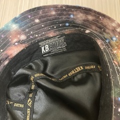 宇宙柄の帽子の画像