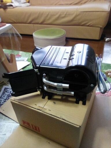 汎用　DENSO12ボルト車用　温水ヒーター送料無料