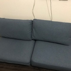 [２月土日に引取可能な方限定] 二人用ソファ　無料で差し上げます
