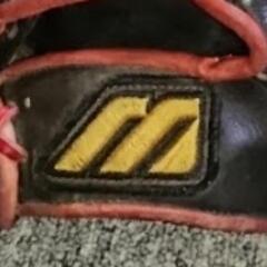 ミズノプログローブのMマーク