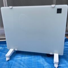 【ニトリ】パネルヒーターの画像