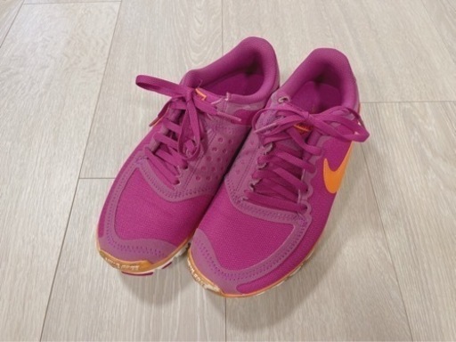 NIKE 靴 スニーカー トレーニングシューズ 23.5cm
