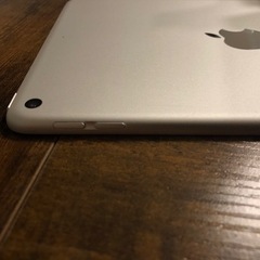 iPad mini 第5世代 64GB シルバー Wi-Fiモデルの画像