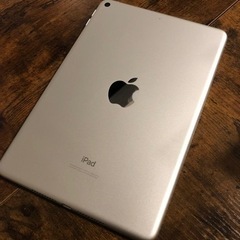iPad mini 第5世代 64GB シルバー Wi-Fiモデルの画像