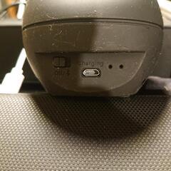 お譲り先決まりました auのBluetoothスピーカーの画像