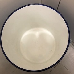 【初年度応援価格】レトロホーローバケツ　中の画像
