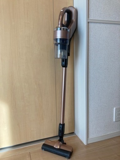 東芝　コードレス掃除機