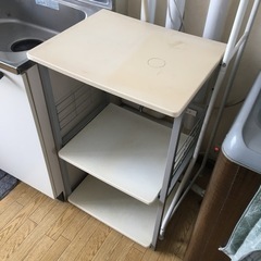 洗濯ラック、ニトリのパイプソファーベットの画像