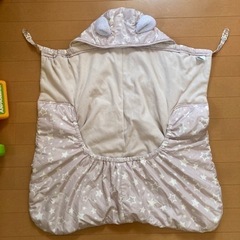 ‼️値下げ‼️抱っこ紐防寒カバーの画像