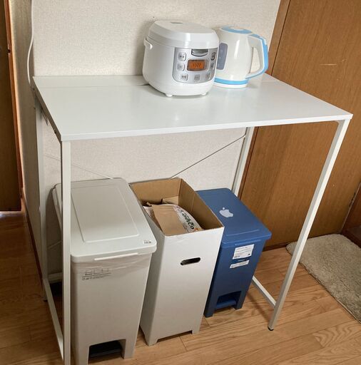 High table kitchen/白いキッチンHIGHテーブル