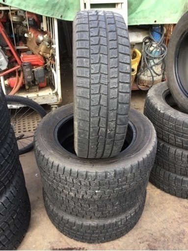 管理No.G2  タイヤのみ4本　スタッドレスタイヤ　DUNLOP WINTER MAXX