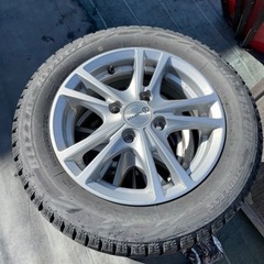 スタッドレスタイヤ　ホイール付き　155/65R13