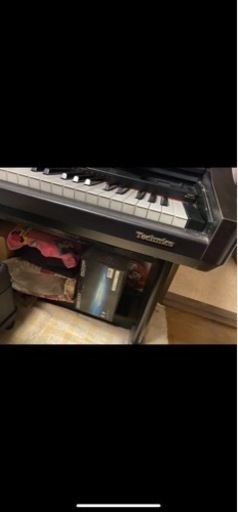 Technic 電子ピアノ  早い者勝ち