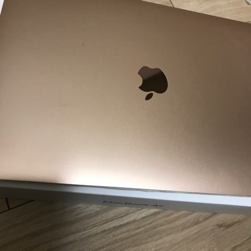 今だけ60000円→35000円macbook air 2018年製　13インチ　touch idあり　8gb 