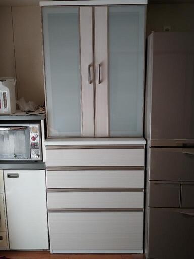 【お話し中】　2月中引取の方　お値下げ　半額以下✨設置のみ　ほぼ新品✨　　食器棚 幅80