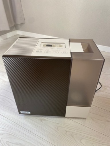 1シーズンのみ使用の美品　ダイニチ　ハイブリッド式加湿器