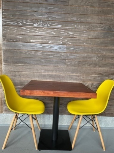 テーブル・イスセット