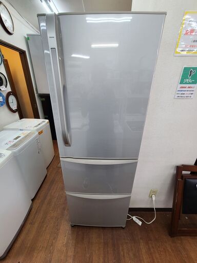 お買い得‼　☆期間限定20％OFFキャンペーン対象品☆　●6891●　東芝　３ドア冷蔵庫　GR-38ZX(NS)　2011年製　大容量３７５Ｌ　自動製氷機付き♪　シルバーカラー【リサイクルショップどりーむ天保山店】