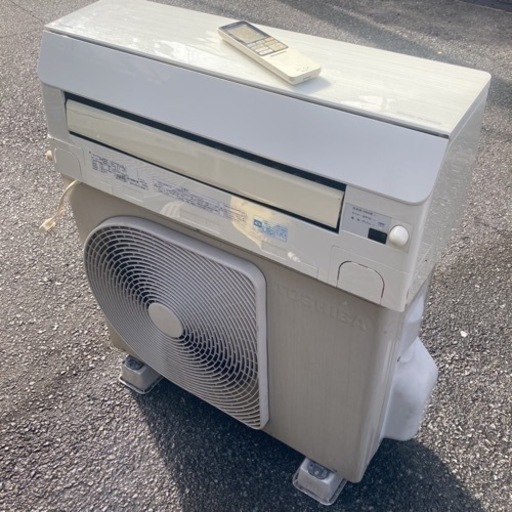 エアコン　東芝　RAS-562NADR1 2012年製　リモコン付き　16畳以上