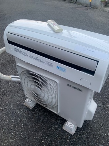 エアコン　アイリスオーヤマ　IUF-2217 2017年製　使用可能