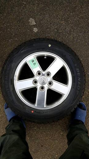 トヨタ純正アルミホイールとスタッドレスタイヤのセット