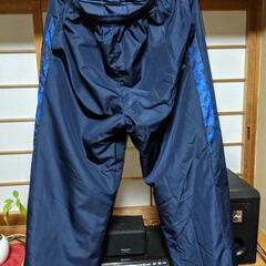 ウィンドブレーカースーツの画像