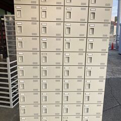 中古　良品　40人用 シューズボックス シューズロッカー スチー...