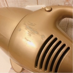 【受付終了】ハイパワー　ハンディクリーナー　小型掃除機の画像