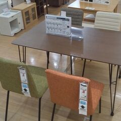 【ニトリ／未使用】 ダイニングテーブル5点セット(DTNクーボ1...