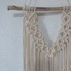 マクラメシェル付タペストリー