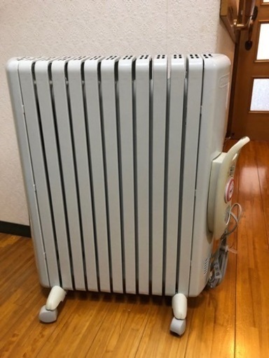 【デロンギ】オイルヒーター　　TRS1115EFS
