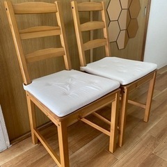 IKEA製　ヨックモック イス2脚セット　座面クッション付き