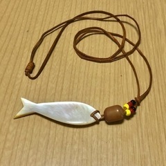 ★ エスニック系 サーファー系 魚のネックレス ★