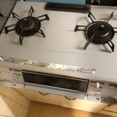 電気炊飯器(美品)、都市ガス二口コンロ、ドライヤー　