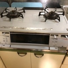 電気炊飯器(美品)、都市ガス二口コンロ、ドライヤー　の画像