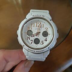 CASIO、Gショック、白　