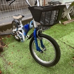 子供用自転車の画像
