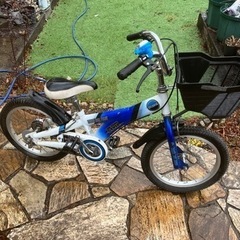 子供用自転車の画像