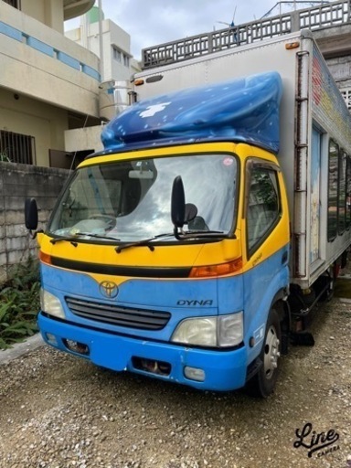 TOYOTAダイナ　荷台アルミコンテナ