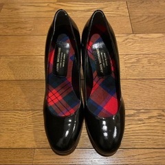 ジュンヤワタナベコムデギャルソン  エナメルパンプス