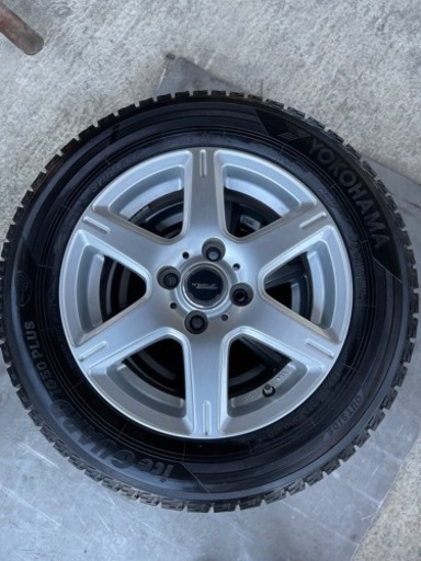 YOKOHAMA 冬タイヤ175/65R14