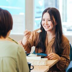 SNS（LINE）の使い方を説明するカスタマーサポート【シフト自由/週3日～ok/平日勤務/時給1300円～】の画像