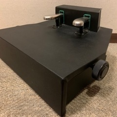 ピアノ用補助ペダル・足台（騒音防止マット付）の画像