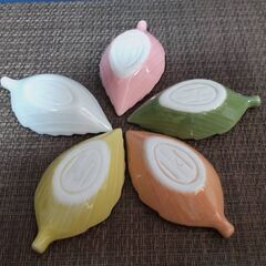 【お取引き済】リーフ　カラフル　薬味入れの画像